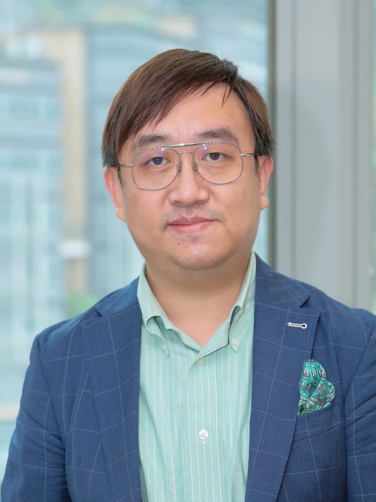 Dr Lawrence Lei