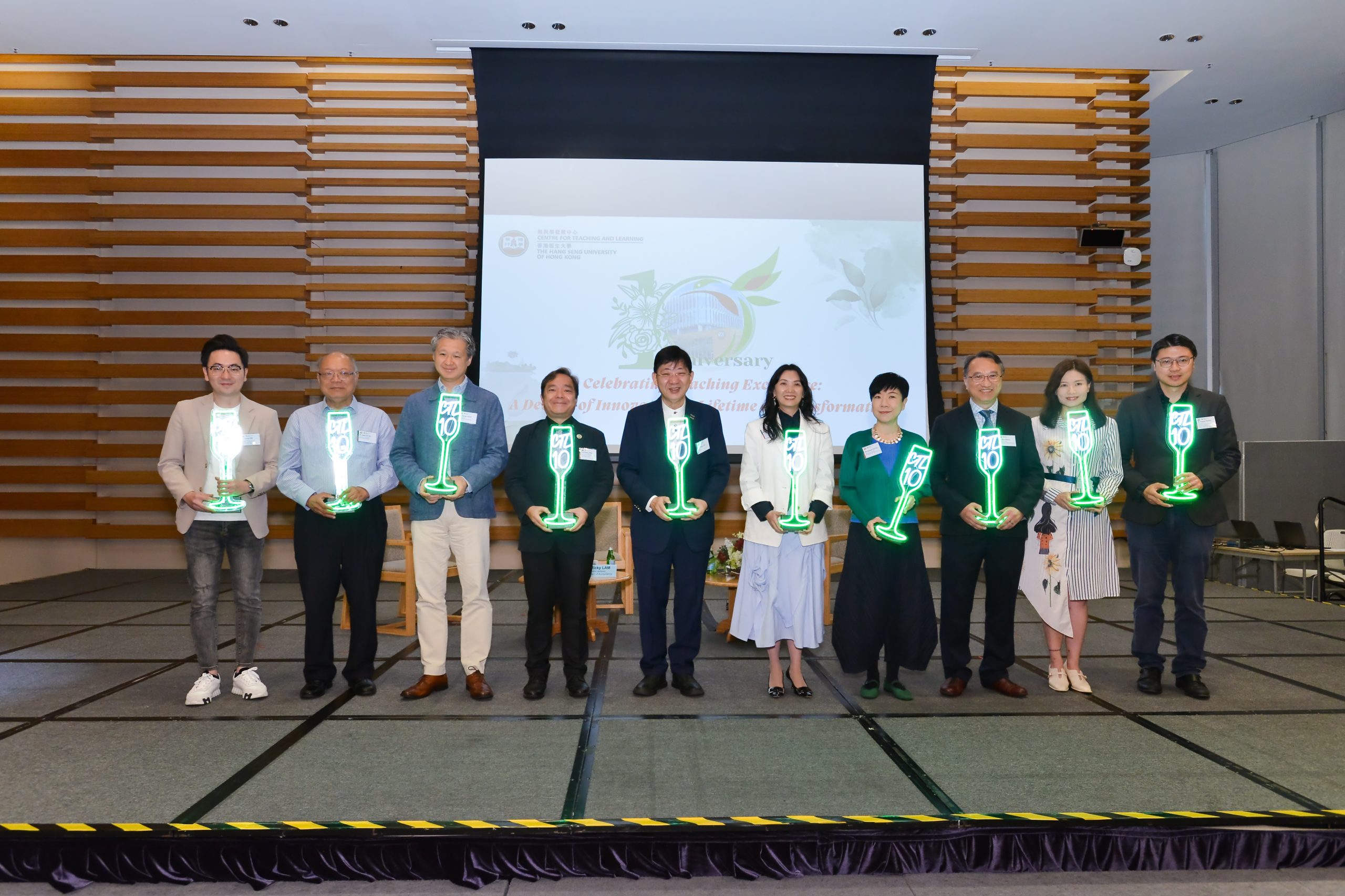 The Centre for Teaching and Learning (CTL) Commemorates 10th Anniversary of HSUHK Teaching Excellence Awards with a Celebratory Sharing Session and Roundtable Forum