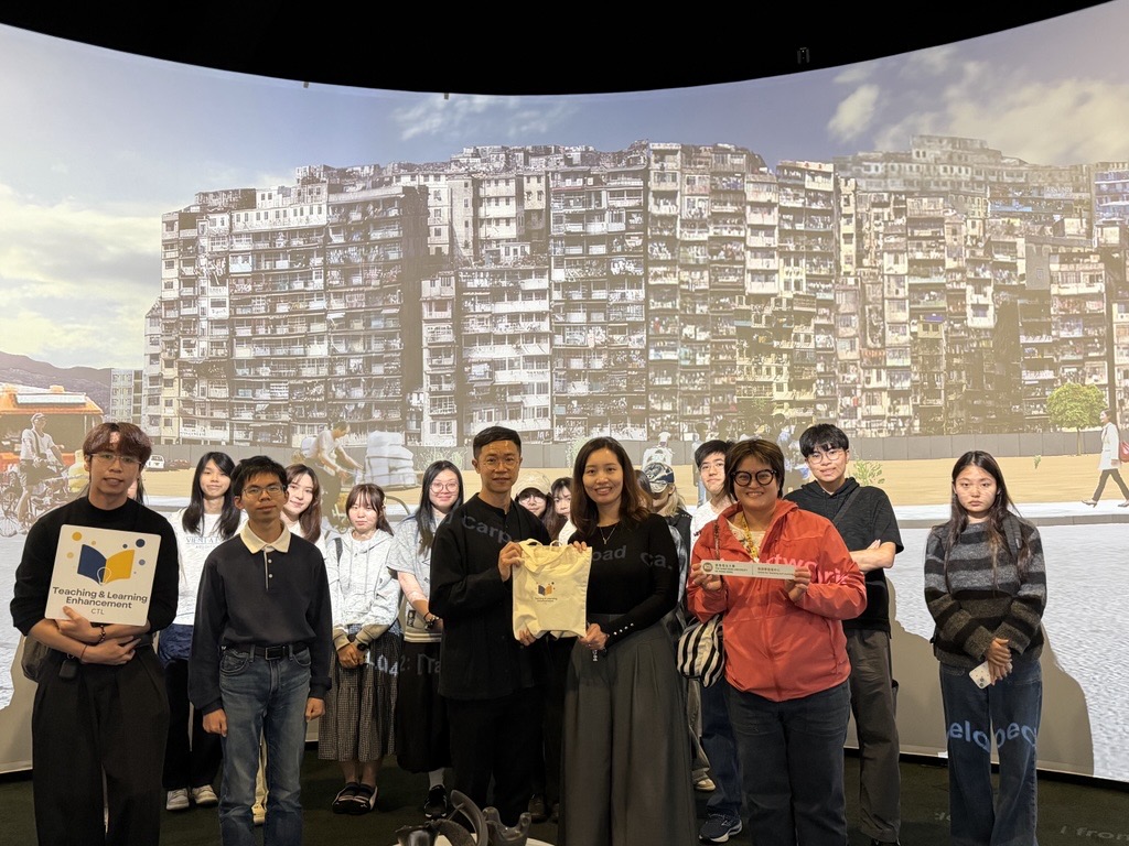 CITY IN TIME: A Visit to the Gallery 360